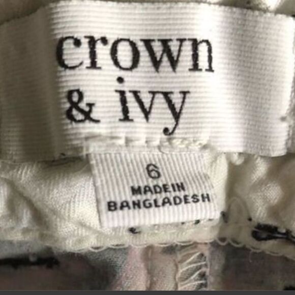 Crown & Ivy Kaleidoscope shorts Size 6 - Picture 3 of 4